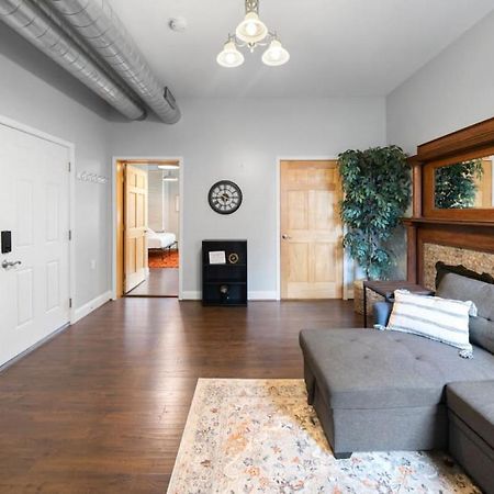 City Escape 2Br Steps To Tql Near Otr And Downtown Синсинати Екстериор снимка