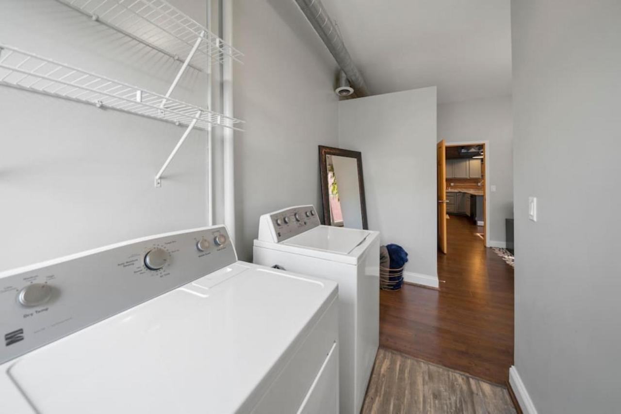 City Escape 2Br Steps To Tql Near Otr And Downtown Синсинати Екстериор снимка